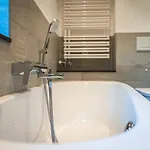Crown Of The Alps Chalet *