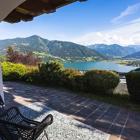 Crown Of The Alps Zell am See