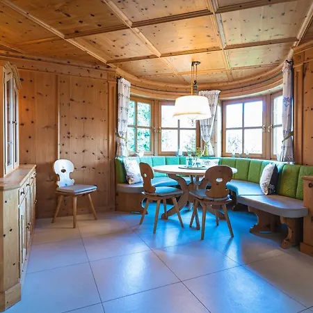 Crown Of The Alps Chalet