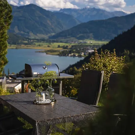 Crown Of The Alps Zell am See