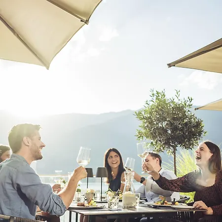 Crown Of The Alps By We Rent 木屋 *