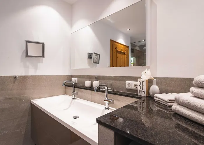 Crown Of The Alps By We Rent Horská chata Zell am See