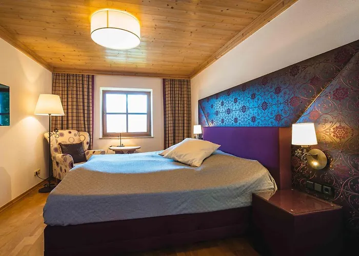 Crown Of The Alps By We Rent Chalet *