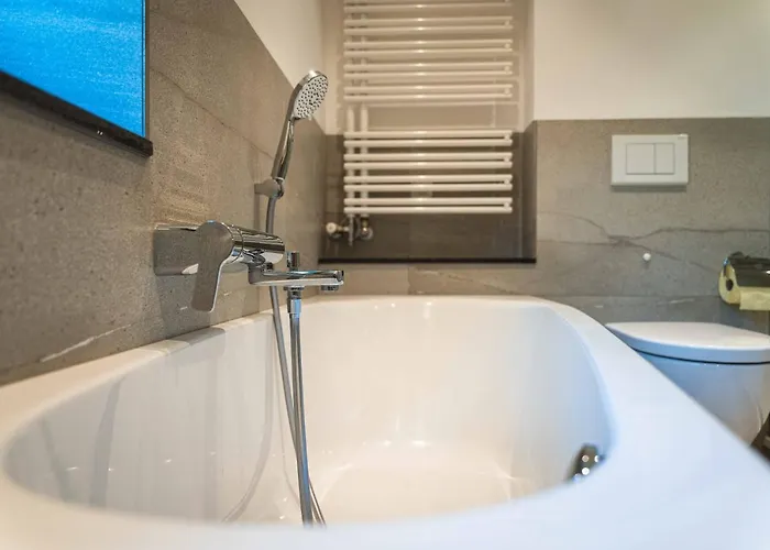 Crown Of The Alps By We Rent Chalet *