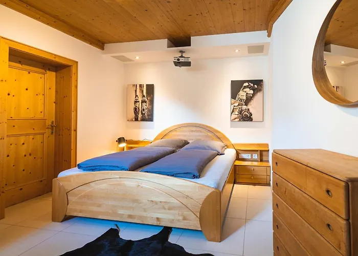 Crown Of The Alps By We Rent Chalet