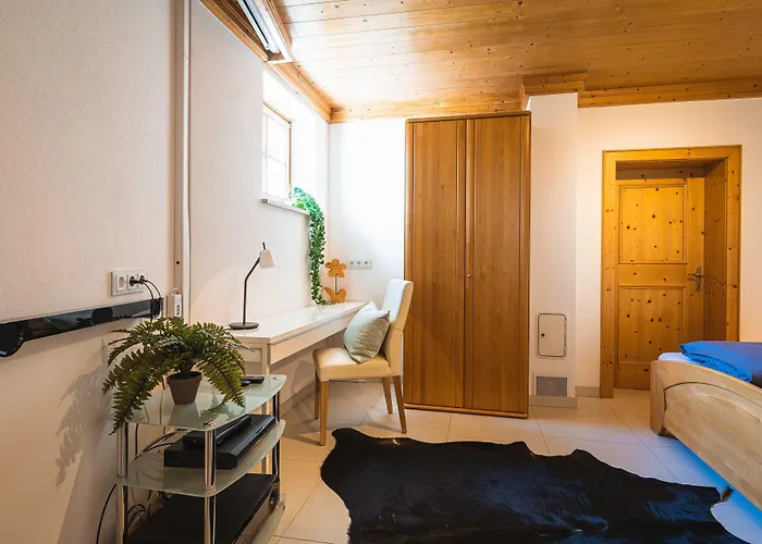 Crown Of The Alps By We Rent Chalet