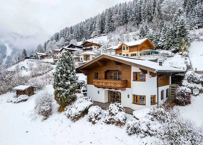 Crown Of The Alps By We Rent 滨湖采尔