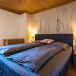 Crown Of The Alps Chalet *