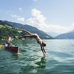 Crown Of The Alps * Zell am See