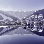 Crown Of The Alps Zell am See