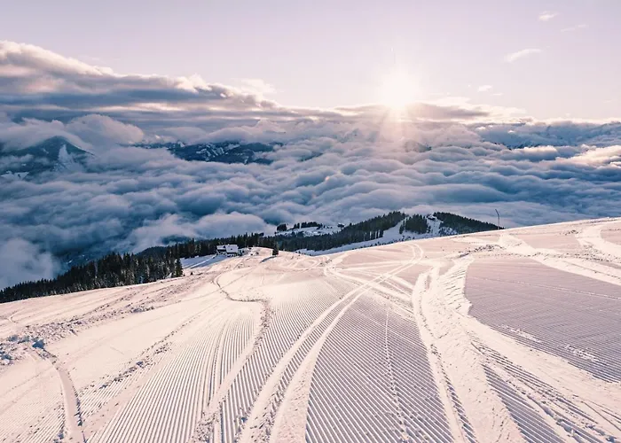 Crown Of The Alps Zell am See