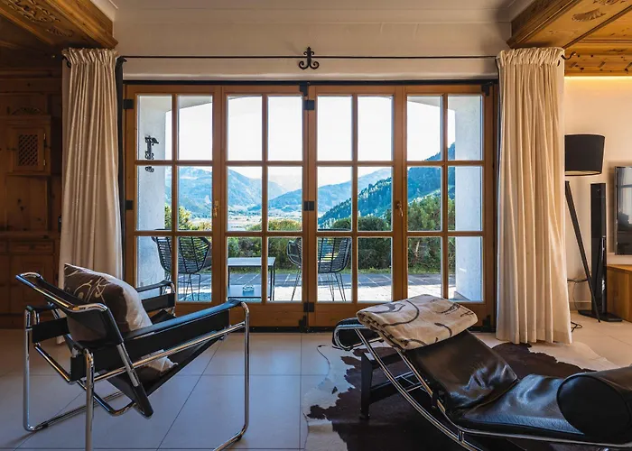 Crown Of The Alps Chalet *