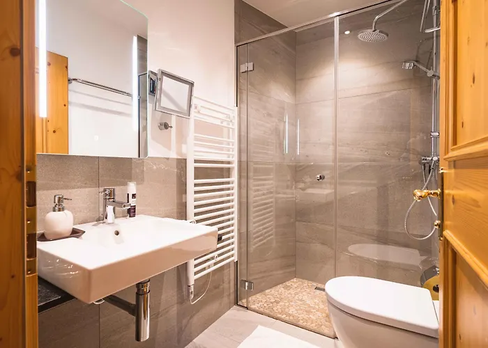 Crown Of The Alps By We Rent Zell am See