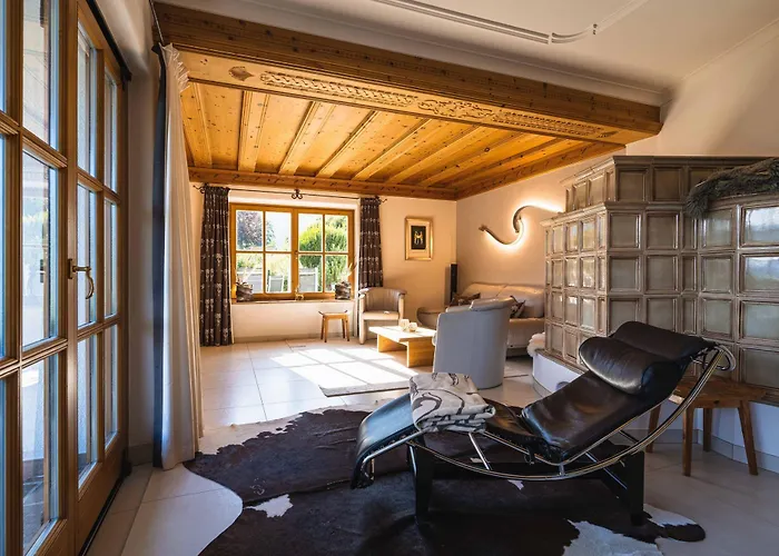 Crown Of The Alps By We Rent *